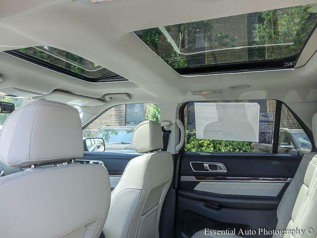 2017 Ford Explorer AWD Platinum 4dr SUV